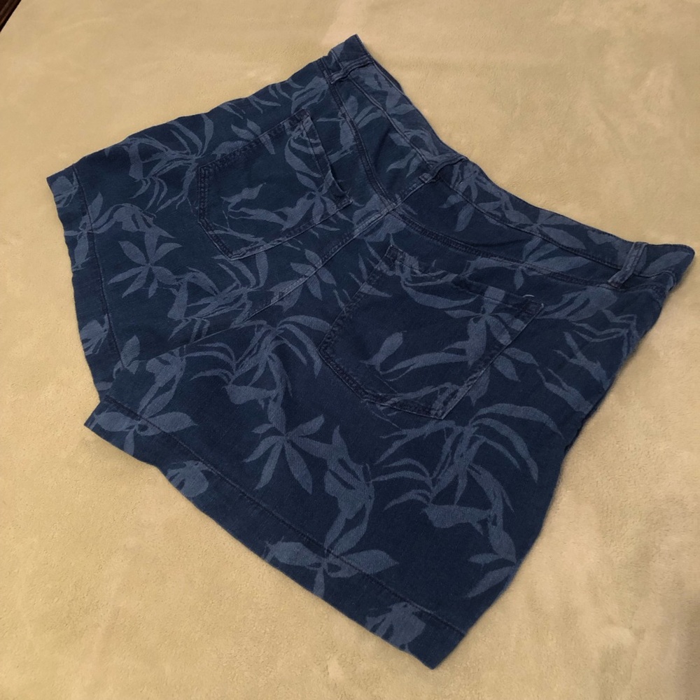 Lane Bryant shorts denim jeans blue leaf pattern mid rise belt loops Plus 22 - Picture 6 of 10